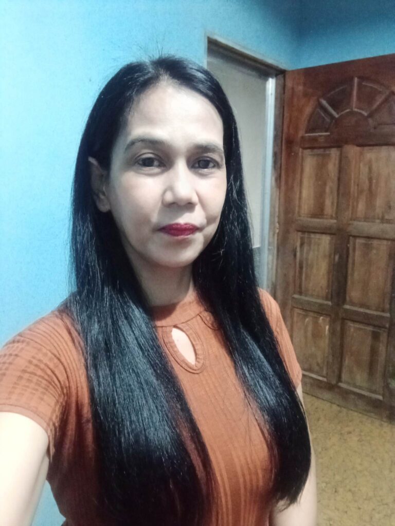 49 years old female from Philippines